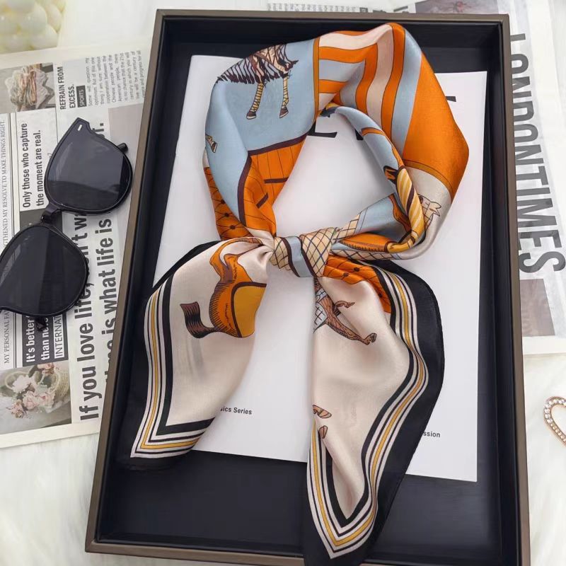 Foulard carré de luxe 100% soi - Women'S Bags Holiday avis et prix